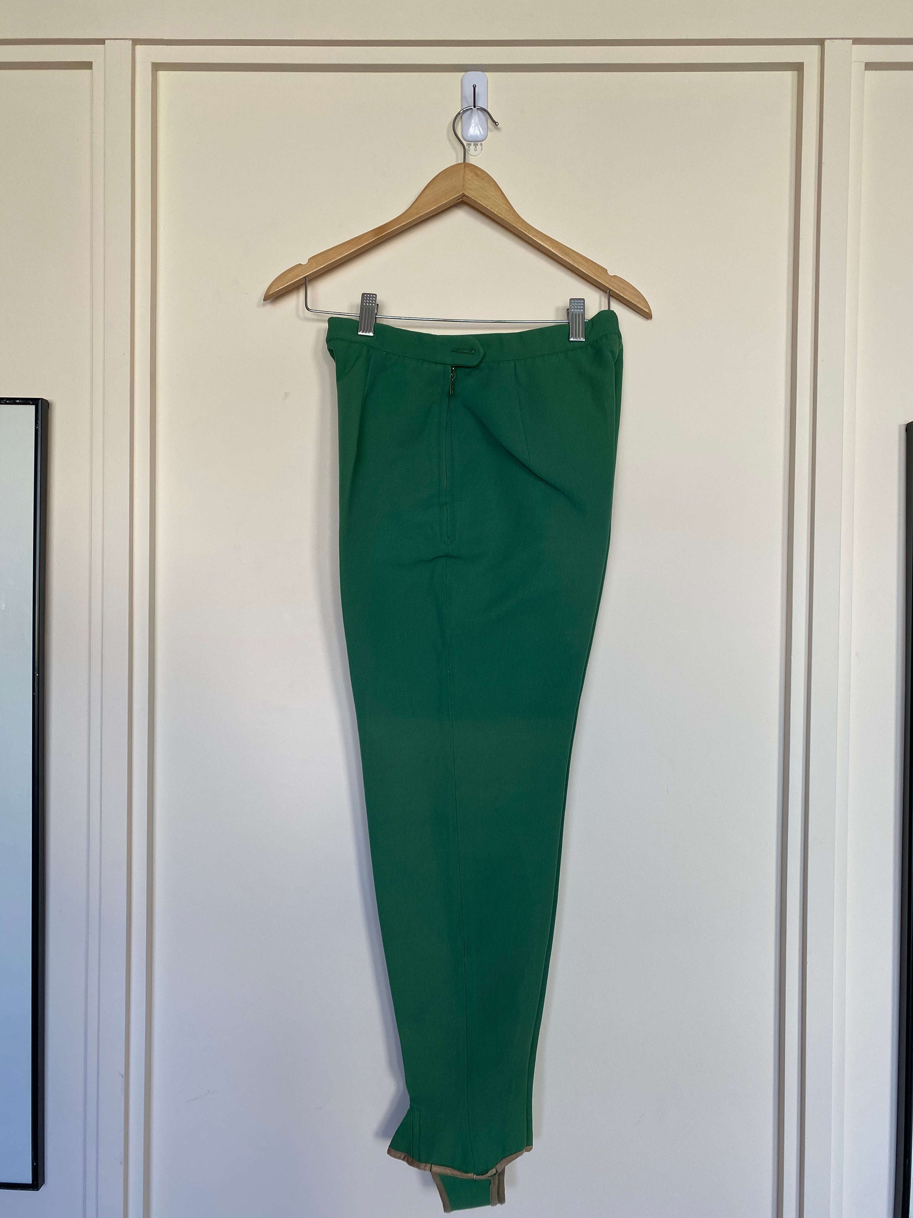 Vintage Bogner Green 3-piece ski suit, stirrup pants side view