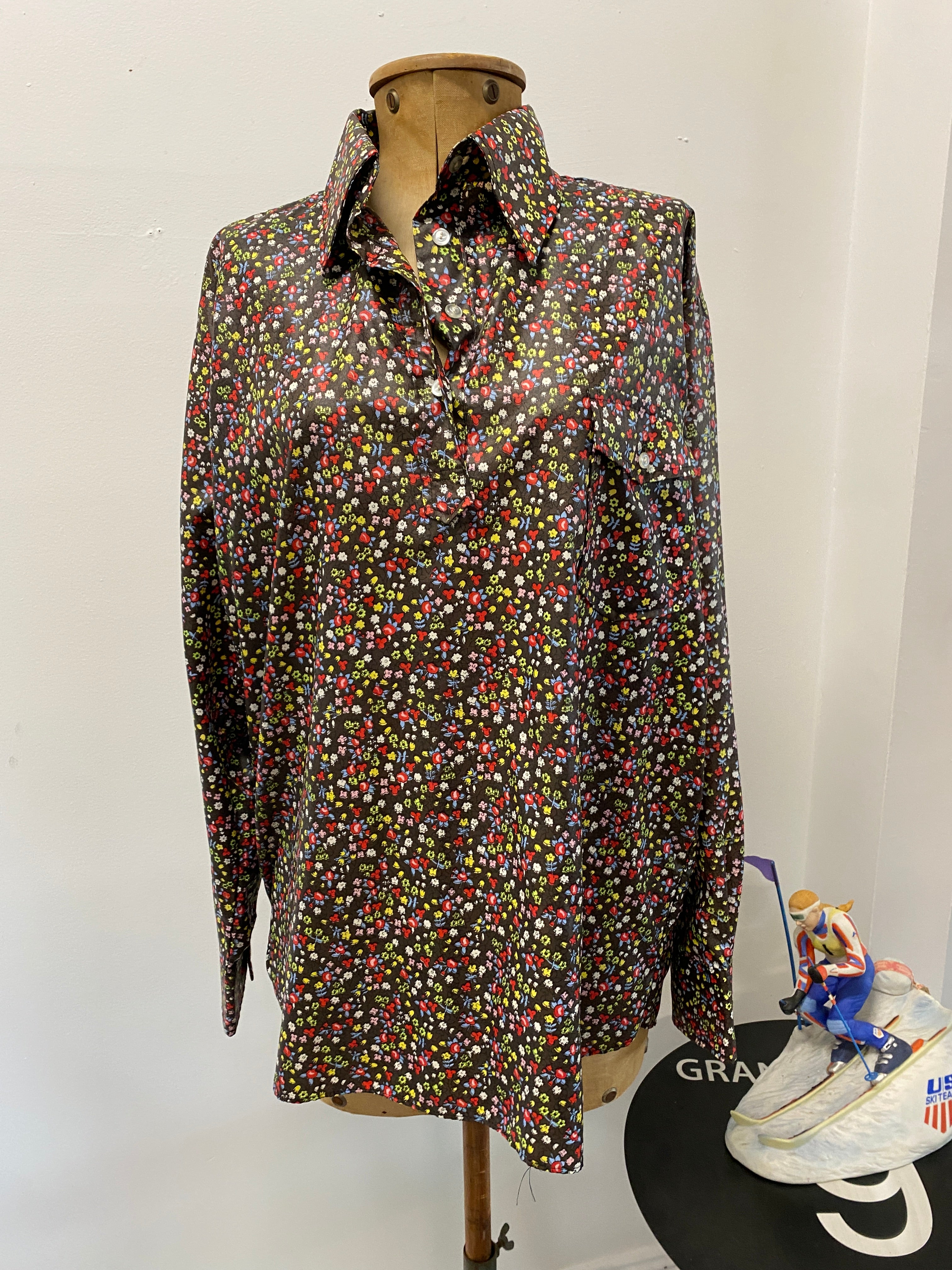 Vintage Obermyer brown floral wind shirt. Front view