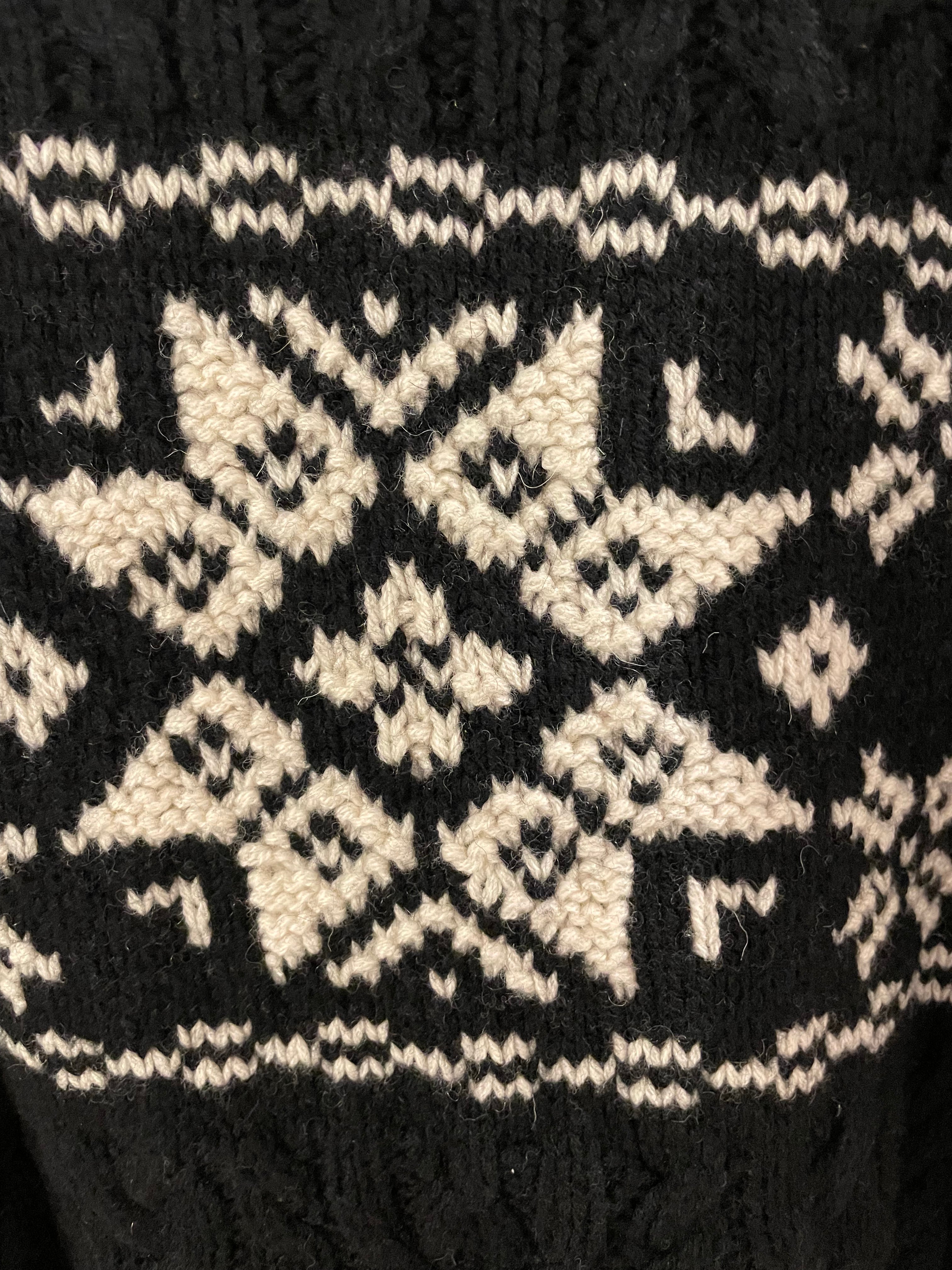 Vintage Ralph Lauren Black & White Snowflake Turtleneck Jumper. Snowflake Pattern close up