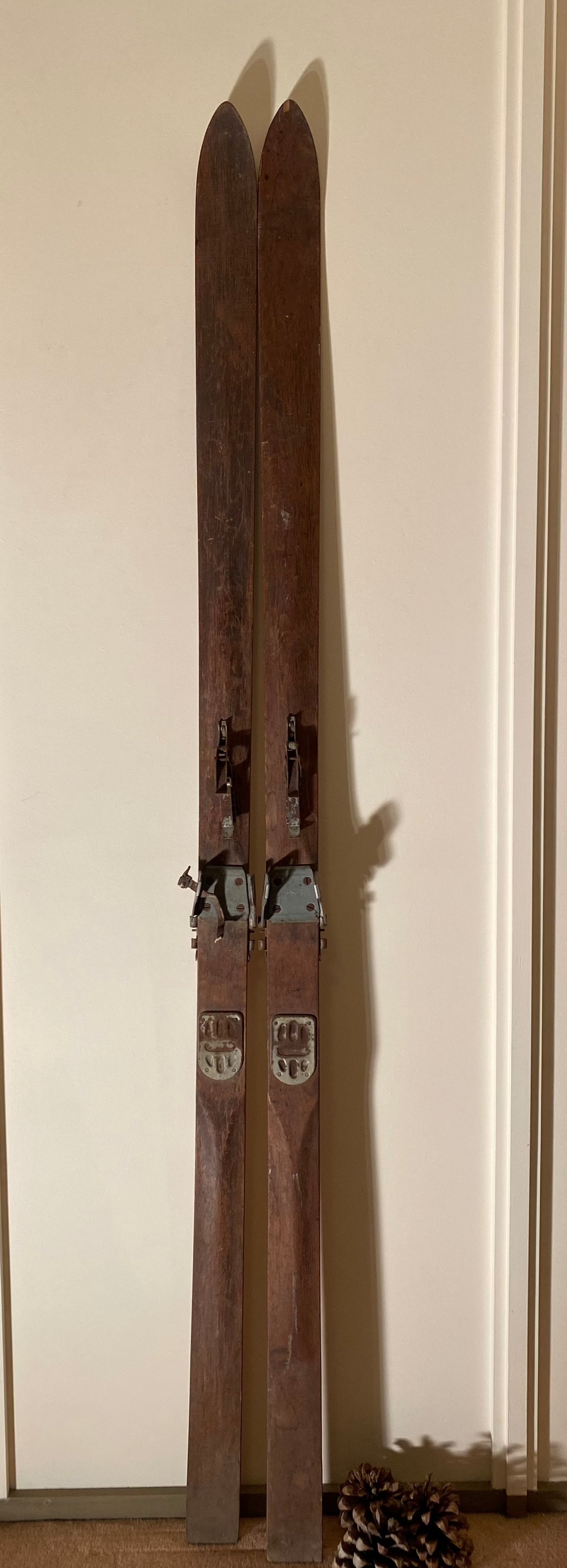 Vintage Wooden Skis 204cm No Brand