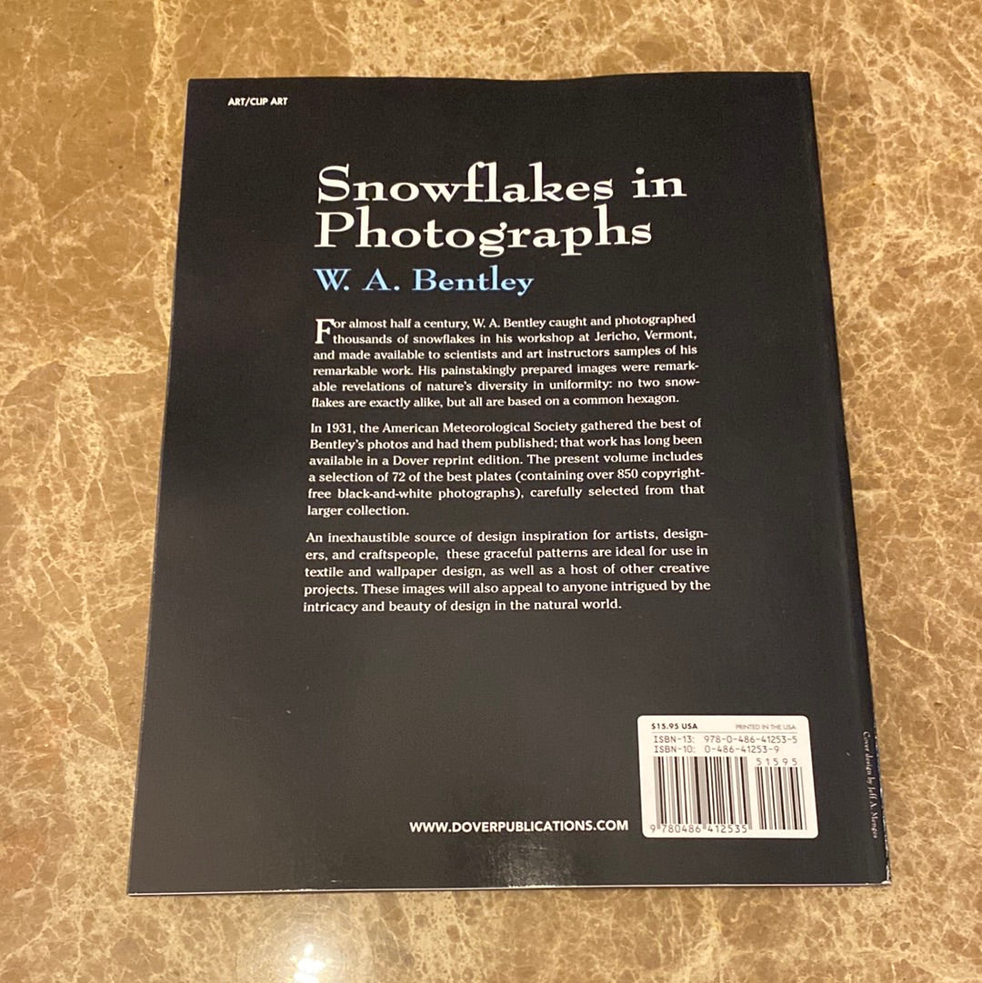 Snowflakes in Photographs: Dover Pictorial Archive