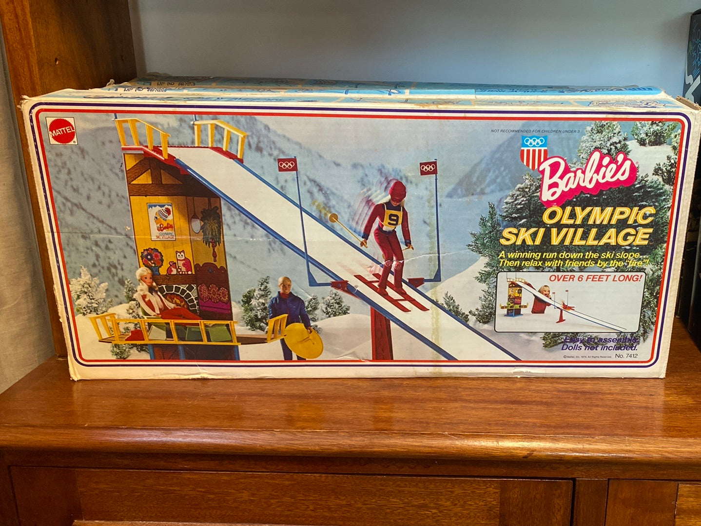 Barbie's Olympic Ski Village 1974 Box front 
